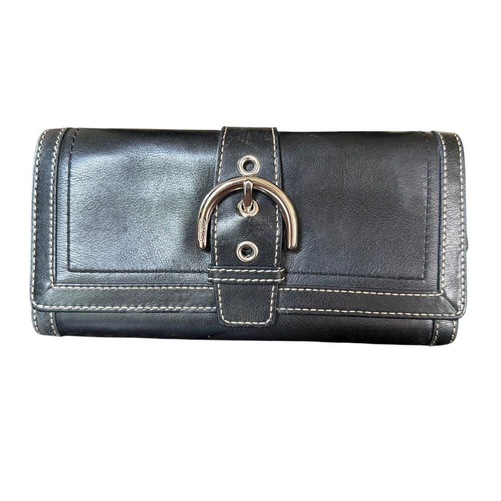 Coach Soho Hampton Buckle Tri-Fold Black Leather Wallet Silver Buckle Old Money
